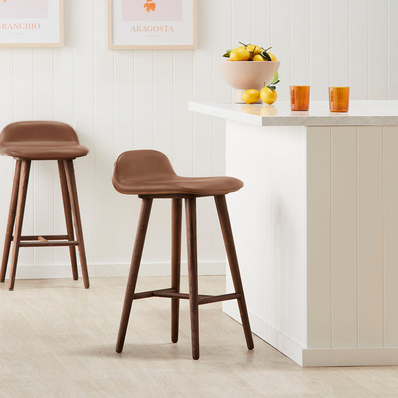 Tan / Walnut