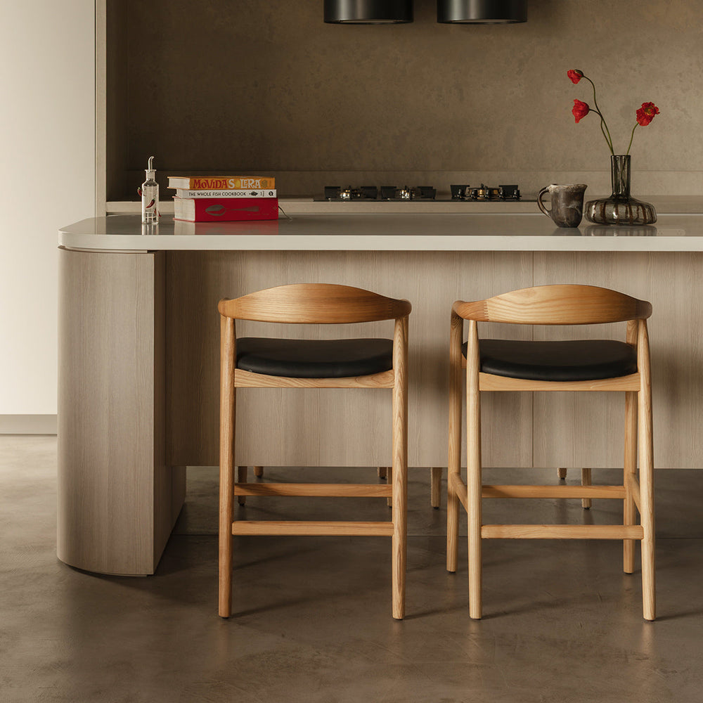 #colour_black