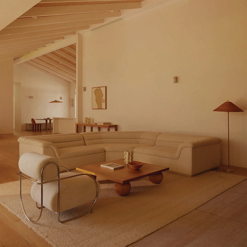 Ellison Studios Swatch - Bronte La Creme